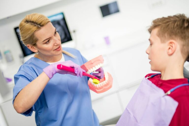 What Does a Dental Hygienist Do? (8 Things)