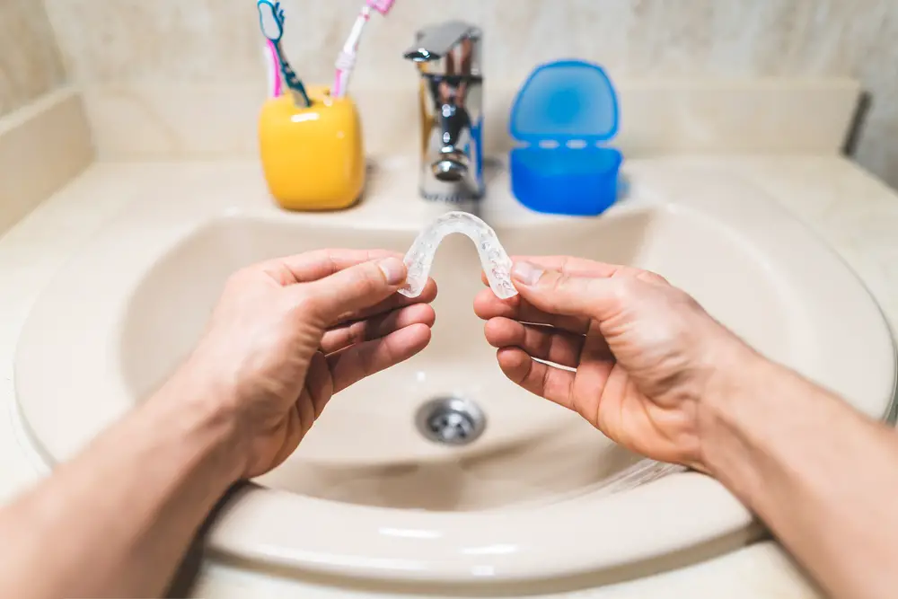 How To Clean Dental Mouth Guard? (Easy And Safe Methods)