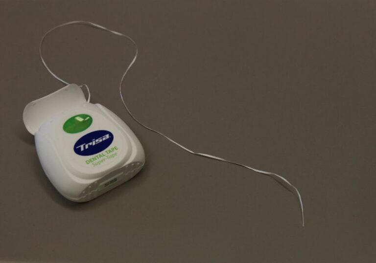 How Long To Leave Dental Floss On Skin Tag? (Ultimate Guide)