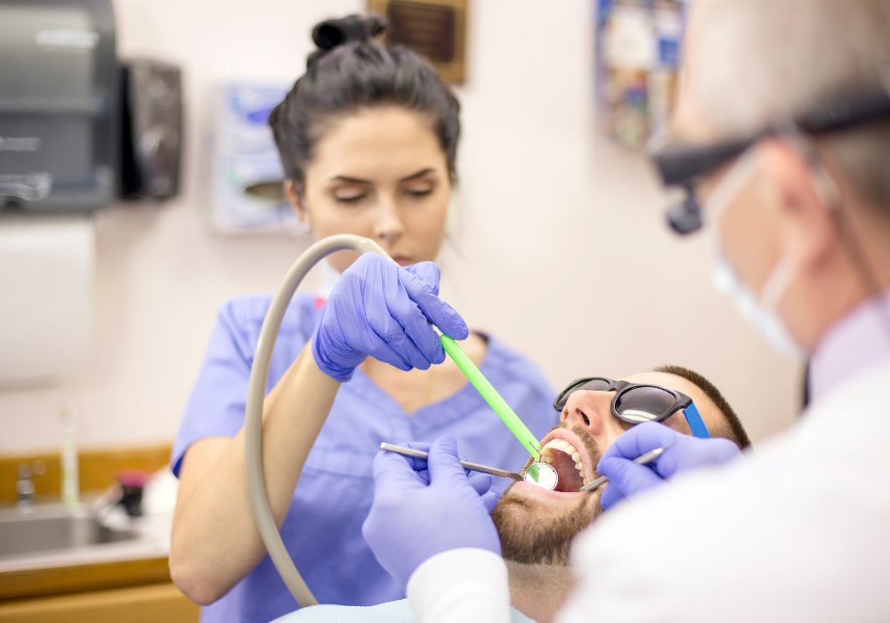 What Are Dental Assistants