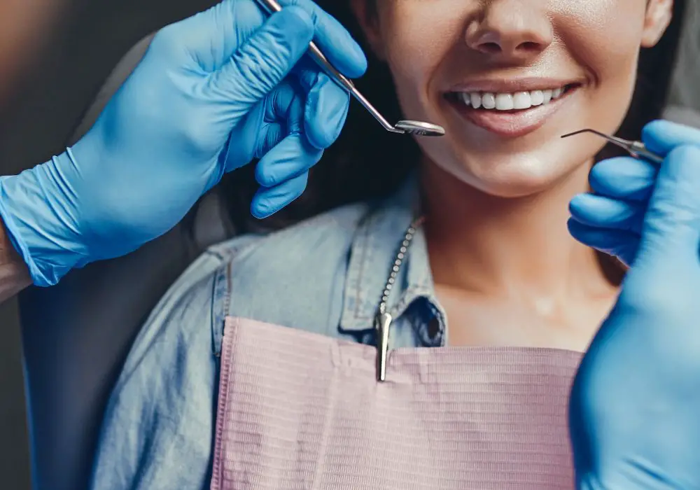 Why Should You Have Your Teeth Cleaned by a Dentist