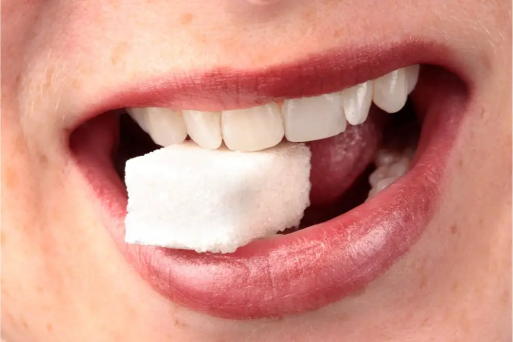 why teeth hurt when you eat