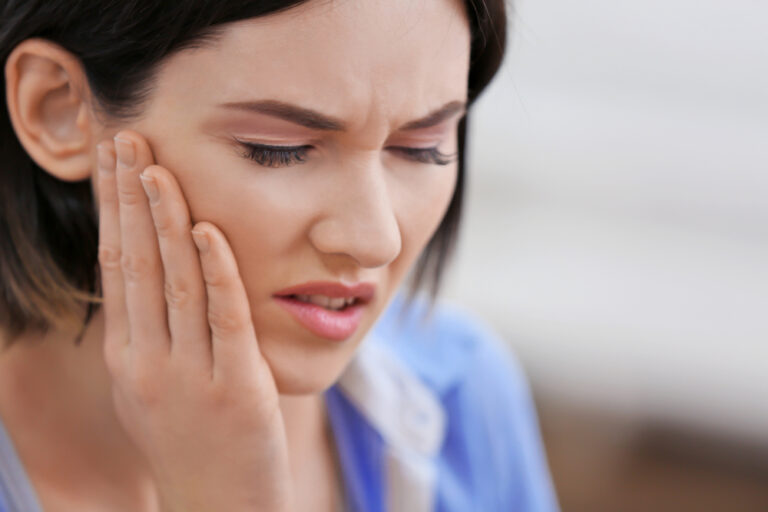 Can Jaw Pain Mean Tooth Infection? (Ultimate Guide)