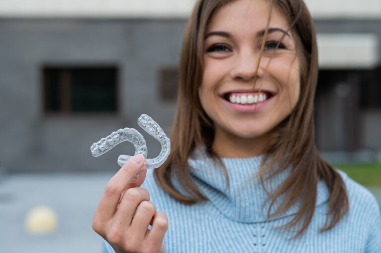 Can Retainers Straighten Teeth Without Braces? A Comprehensive Guide
