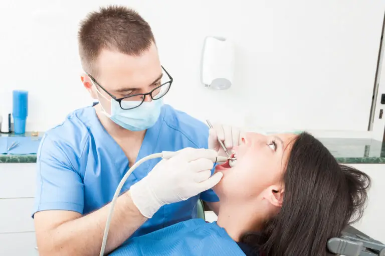 Can You Get a Tooth Extraction While Pregnant?