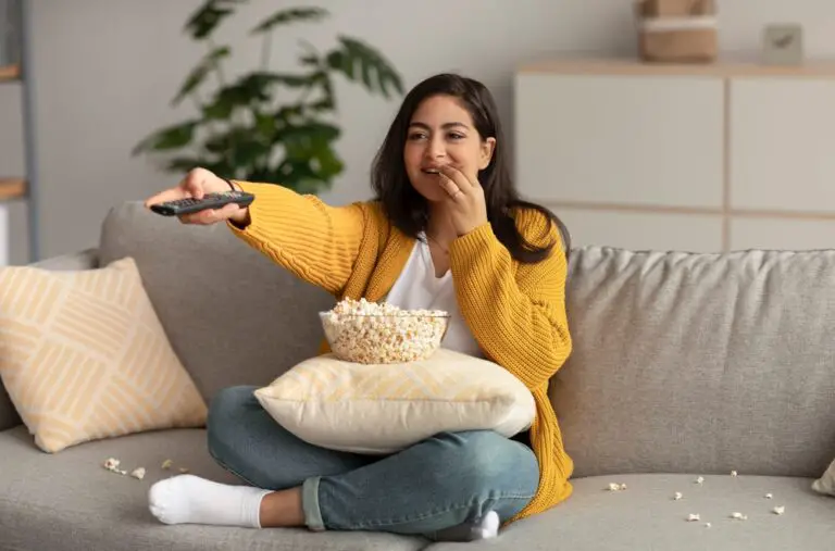 Can popcorn damage gums? Why & How to Prevent?