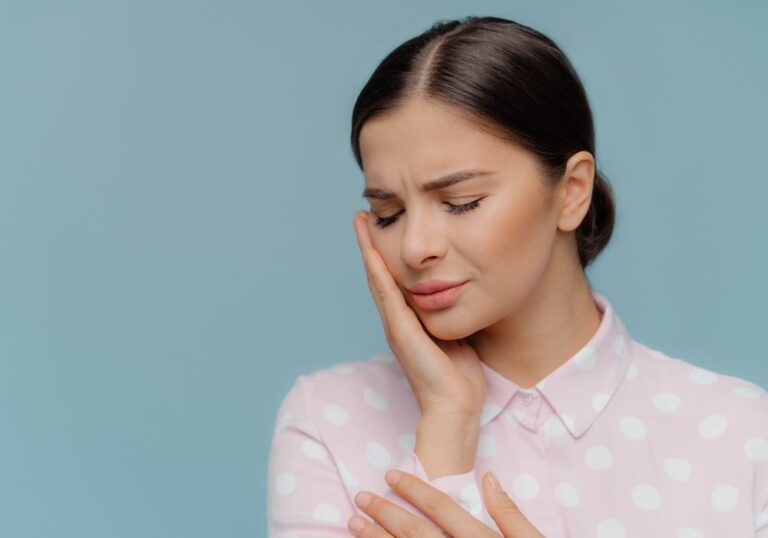 Can Wisdom Tooth Pain Wake You Up At Night? (Aching Explanations)