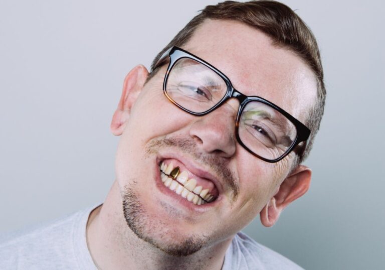 Can I Glue My Fake Tooth Back On? (Ultimate Guide)