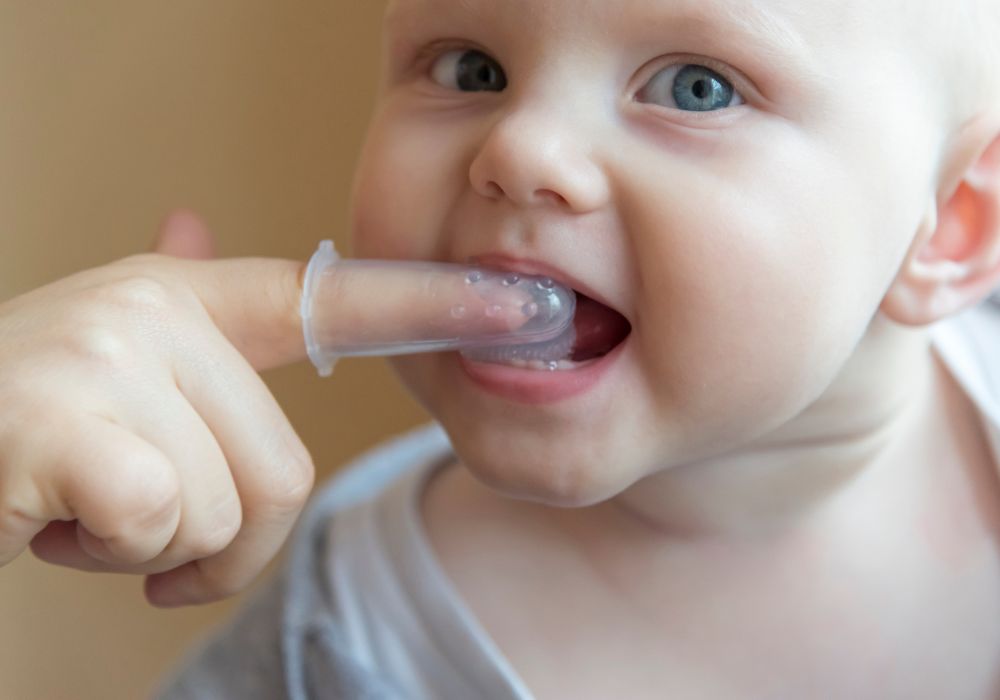 Children and Finger Brushing