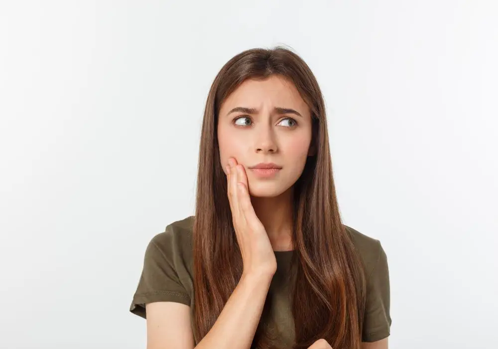 Determining the cause of lower tooth discomfort