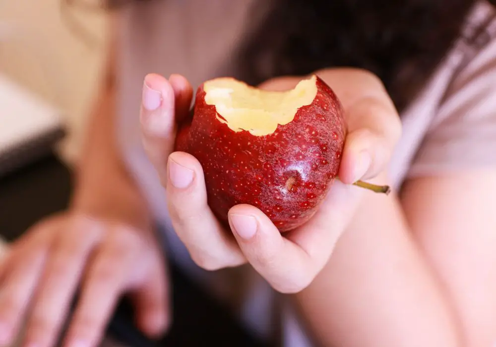Do Apples Help Fight Cavities