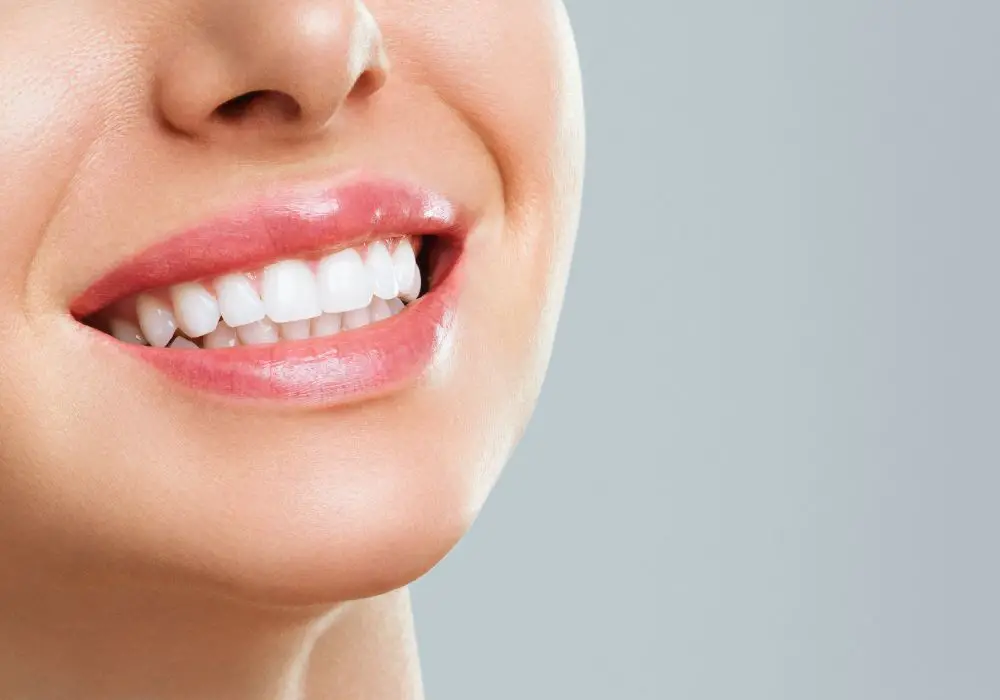 How does teeth whitening work to lighten color?