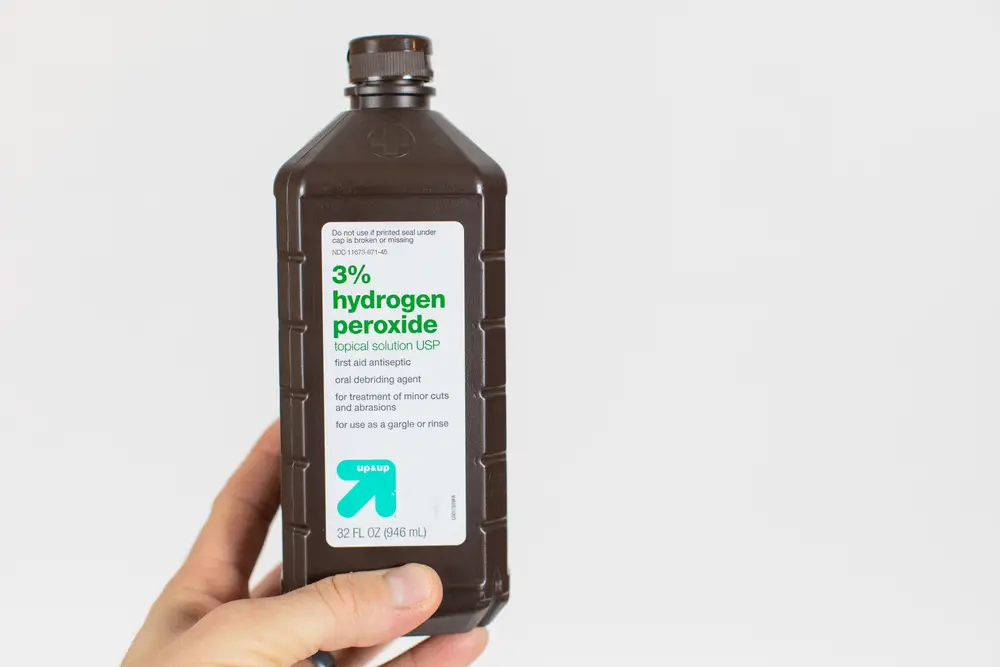 How Long Can You Leave Hydrogen Peroxide on Your Teeth? A Comprehensive