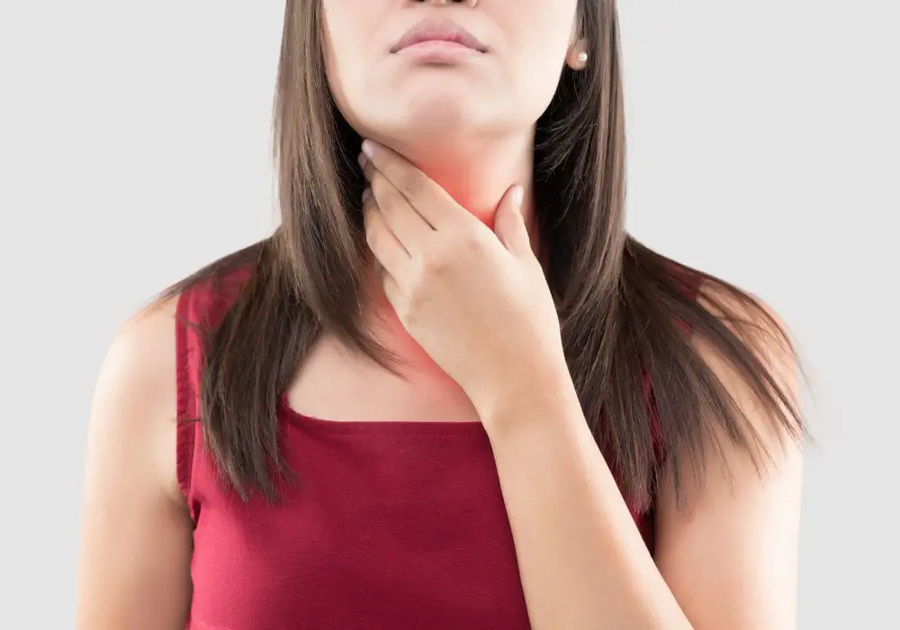 How to Find Relief from a Sore Throat After Extraction