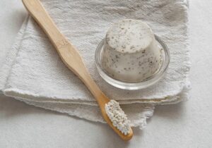 Can Eggshells Be Used For Toothpaste? (DIY Eggshell Toothpaste)