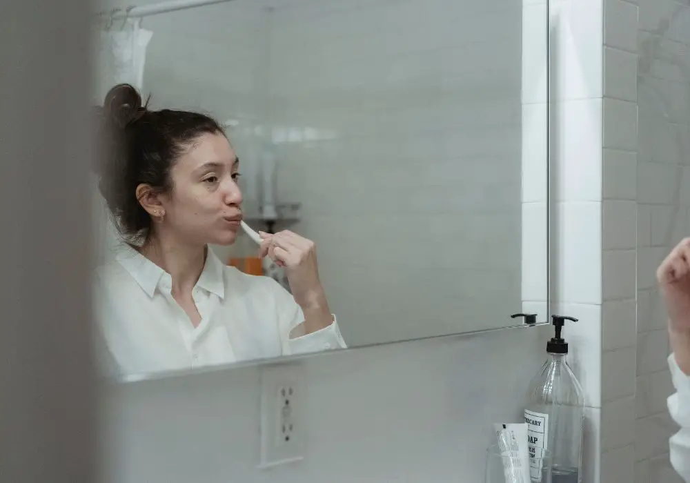 Is it safe to use erythritol for brushing teeth