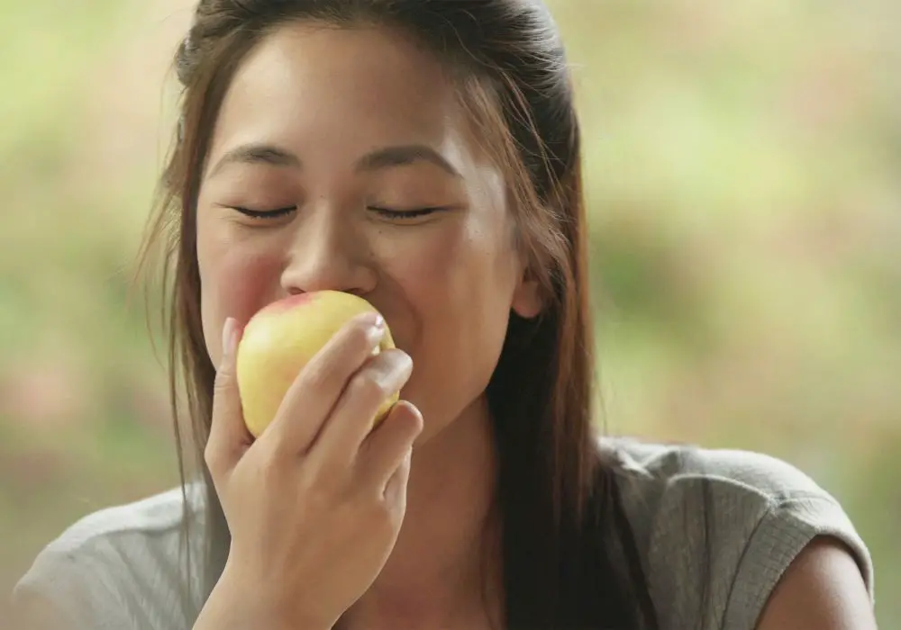 Key Takeaways on Apples and Dental Care