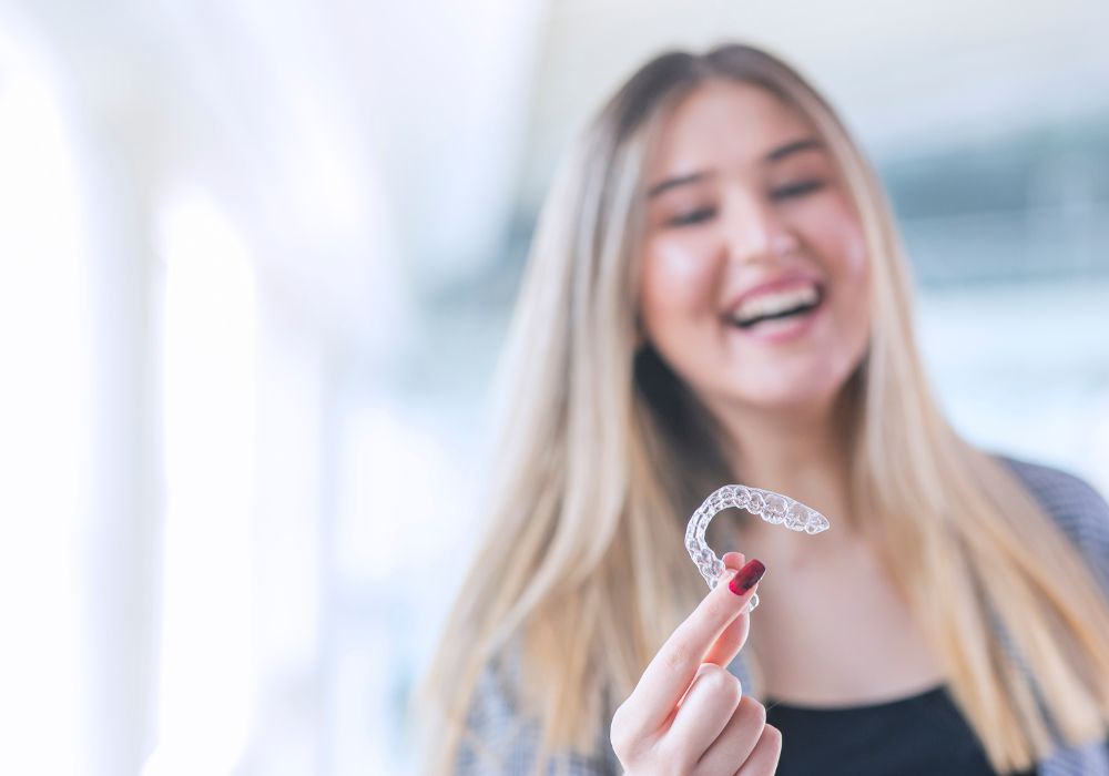 Key causes of tooth sensitivity with Invisalign aligners
