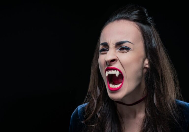 Can people have vampire teeth naturally? (You'd Love To Know)