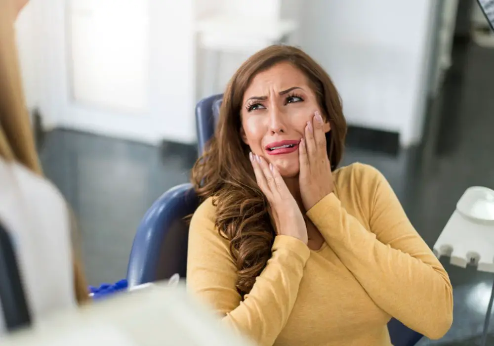 Signs a tooth infection has spread to the jaw