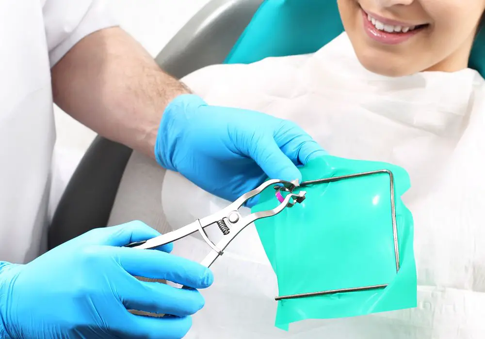 Symptoms Specific to Front Teeth