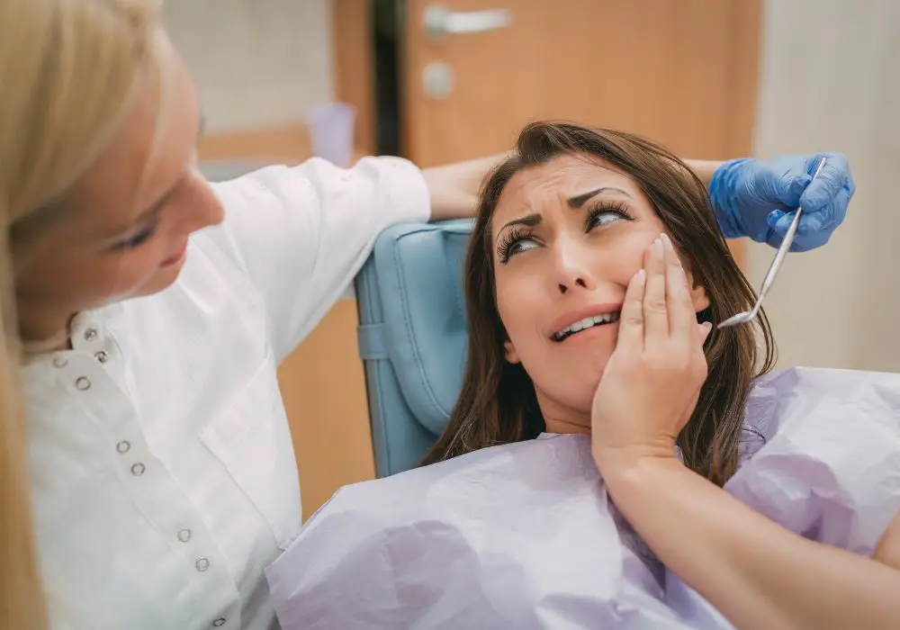 When is gum pain concerning enough to see a dentist right away