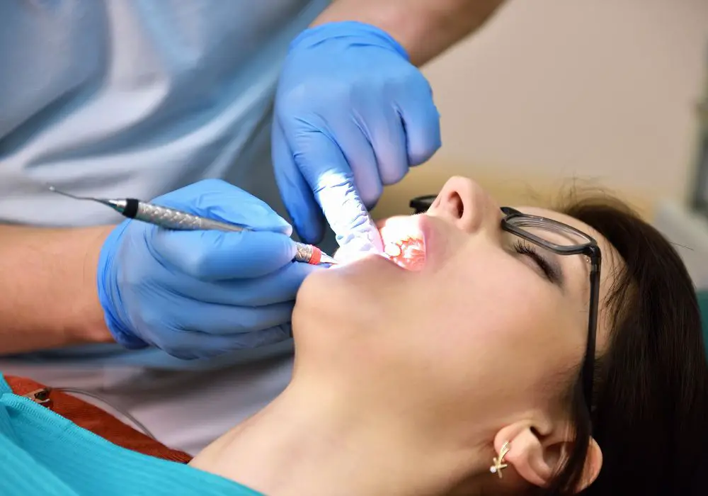 When to see a dentist for active tooth pain
