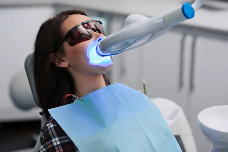Who Cannot use teeth whitening? (whitening risks & side effects)