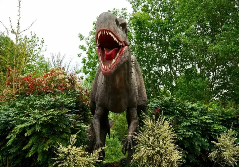 Why Did T. rex Have Big Teeth? (Evolutionary Drivers Behind)