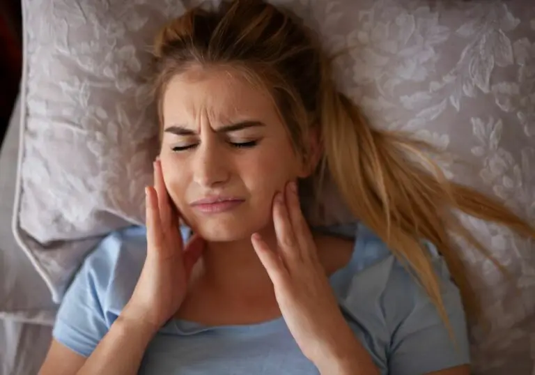Why do my teeth feel bruised when I wake up? (Everything You Need To Know)