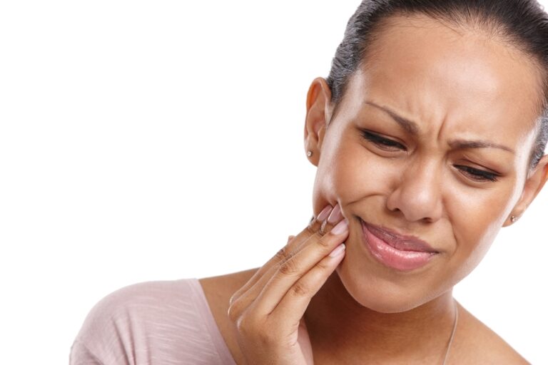 Why Does The Gum Near My Wisdom Teeth Hurt? (Causes & Treatments)