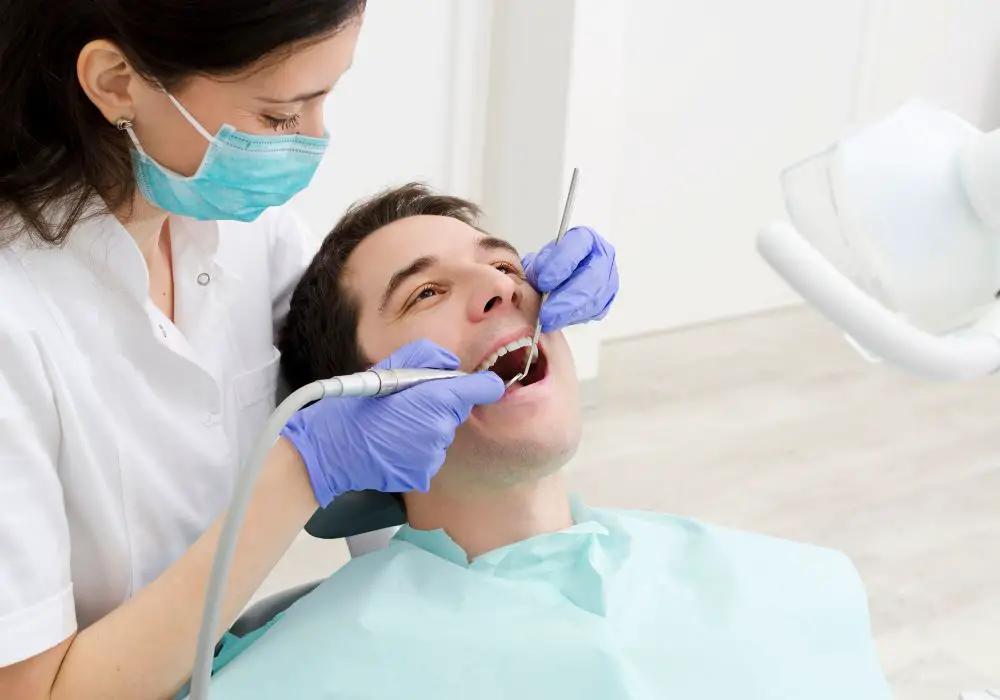 Why is dental varnish applied to teeth