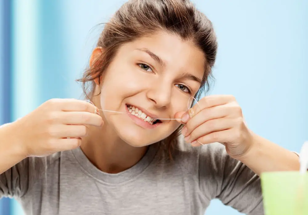 Causes of Teeth Falling Out at 14