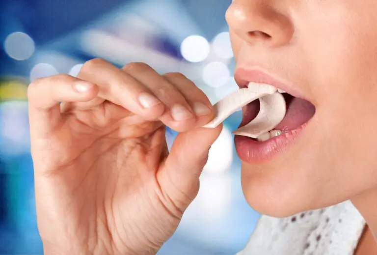 Does Gum Clean Your Teeth? The Truth About Chewing Gum and Oral Health