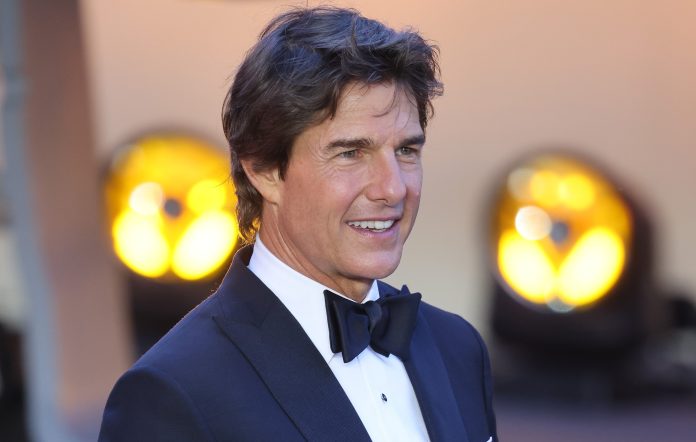 Expert Opinions on Tom Cruise's Teeth Transformation