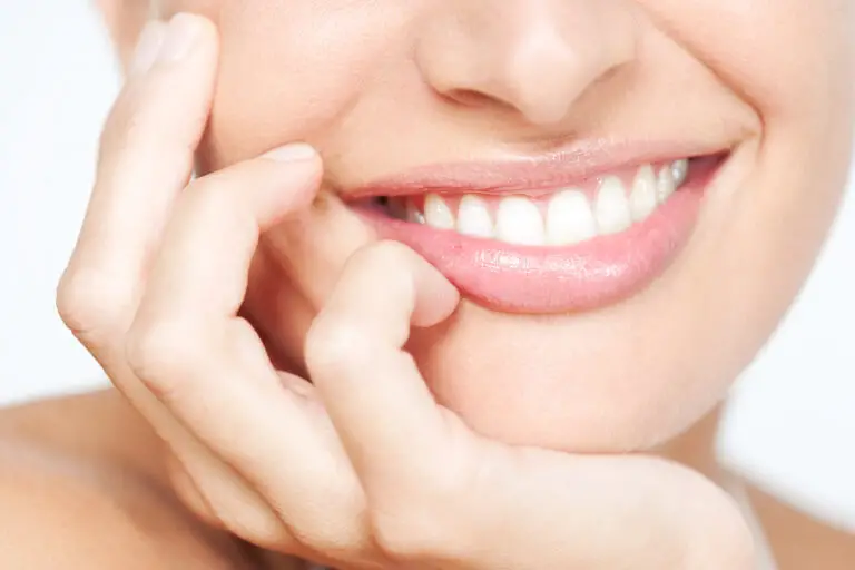 How to Make Teeth White: Tips and Tricks for a Brighter Smile