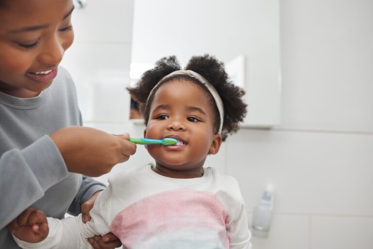 When to Start Using Toothpaste for Your Baby’s Teeth